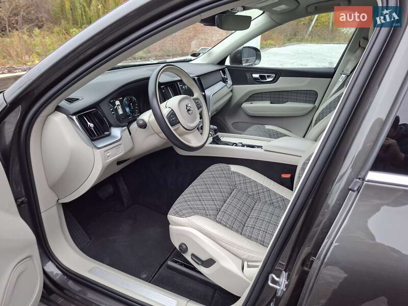 Внедорожник / Кроссовер Volvo XC60 2020 в Бережанах