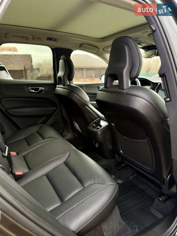 Внедорожник / Кроссовер Volvo XC60 2018 в Коломые