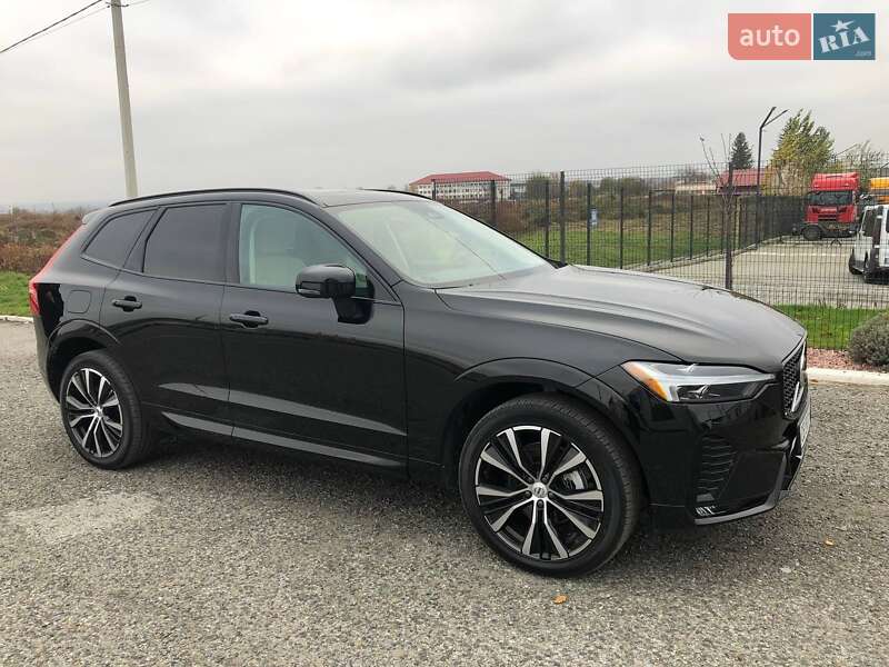 Позашляховик / Кросовер Volvo XC60 2022 в Чернівцях