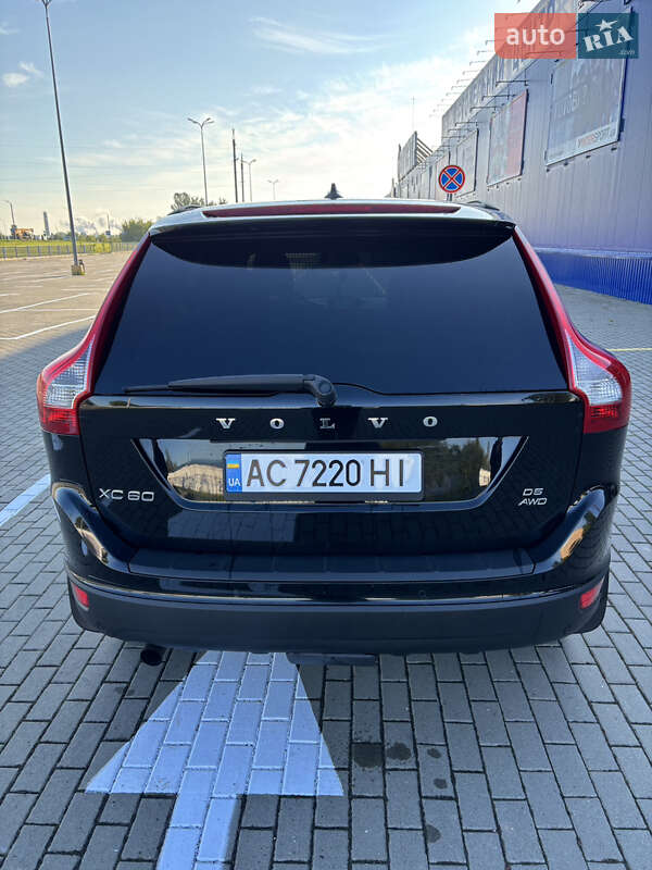 Внедорожник / Кроссовер Volvo XC60 2009 в Нововолынске