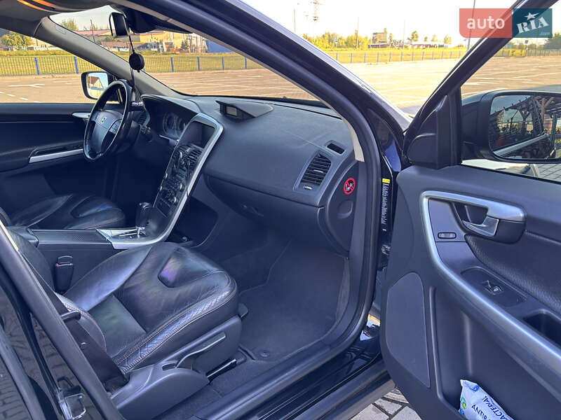 Внедорожник / Кроссовер Volvo XC60 2009 в Нововолынске