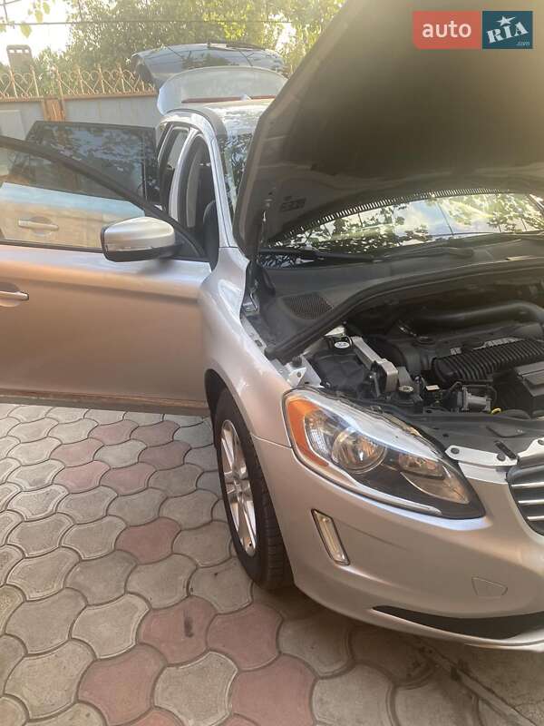 Внедорожник / Кроссовер Volvo XC60 2014 в Тернополе