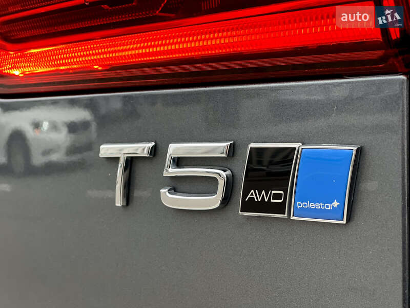 Позашляховик / Кросовер Volvo XC60 2017 в Києві фото 2 Позашляховик / Кросовер Volvo XC60 2017 в Києві