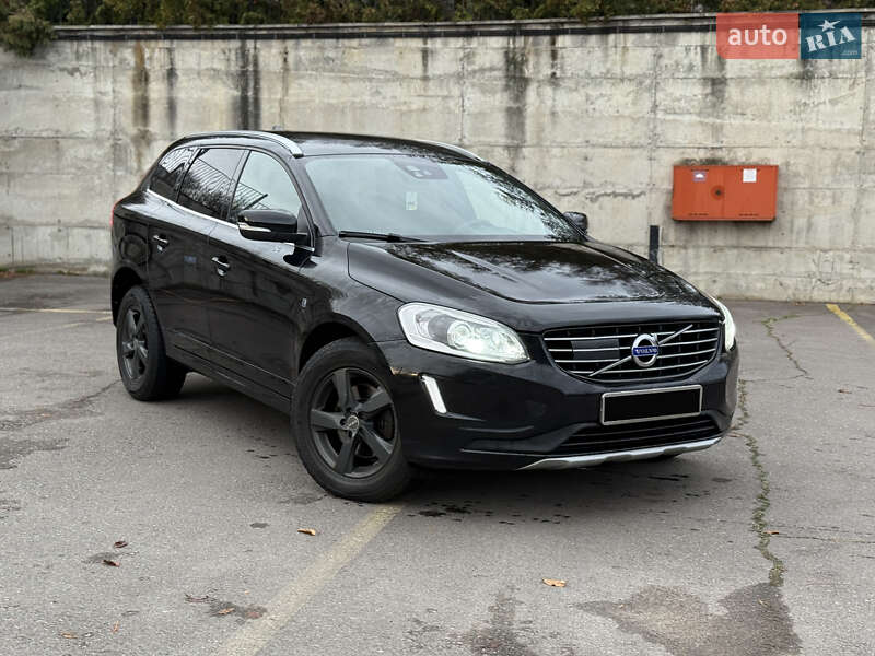 Внедорожник / Кроссовер Volvo XC60 2015 в Ровно