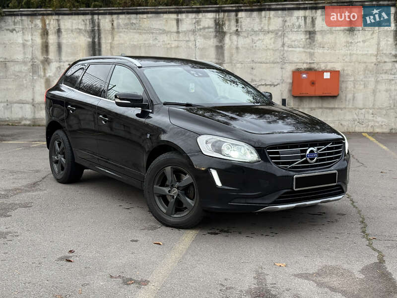 Внедорожник / Кроссовер Volvo XC60 2015 в Ровно