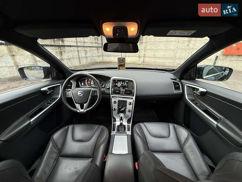 Внедорожник / Кроссовер Volvo XC60 2015 в Ровно