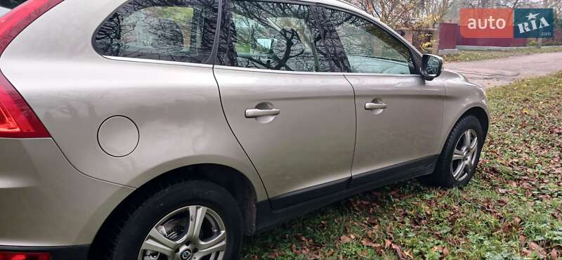 Позашляховик / Кросовер Volvo XC60 2011 в Дубні фото 6 Позашляховик / Кросовер Volvo XC60 2011 в Дубні