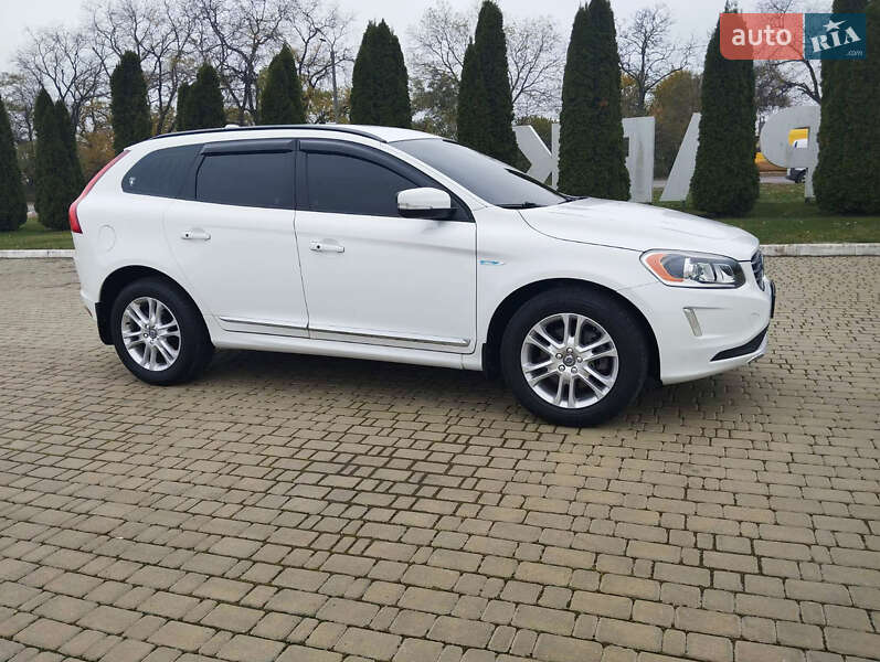Внедорожник / Кроссовер Volvo XC60 2015 в Одессе фото 8 Внедорожник / Кроссовер Volvo XC60 2015 в Одессе