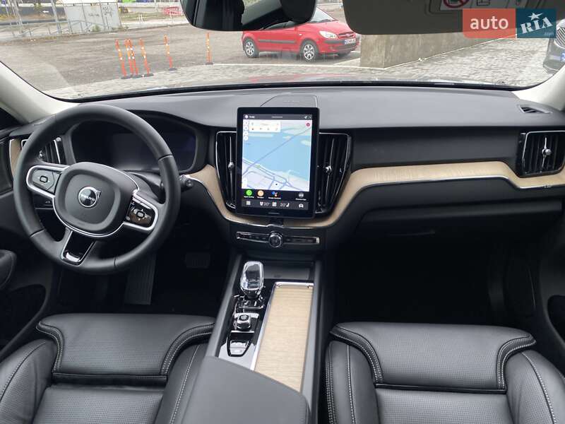 Позашляховик / Кросовер Volvo XC60 2025 в Дніпрі фото 21 Позашляховик / Кросовер Volvo XC60 2025 в Дніпрі