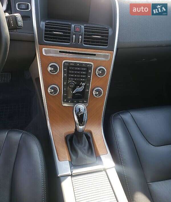 Позашляховик / Кросовер Volvo XC60 2016 в Івано-Франківську фото 5 Позашляховик / Кросовер Volvo XC60 2016 в Івано-Франківську