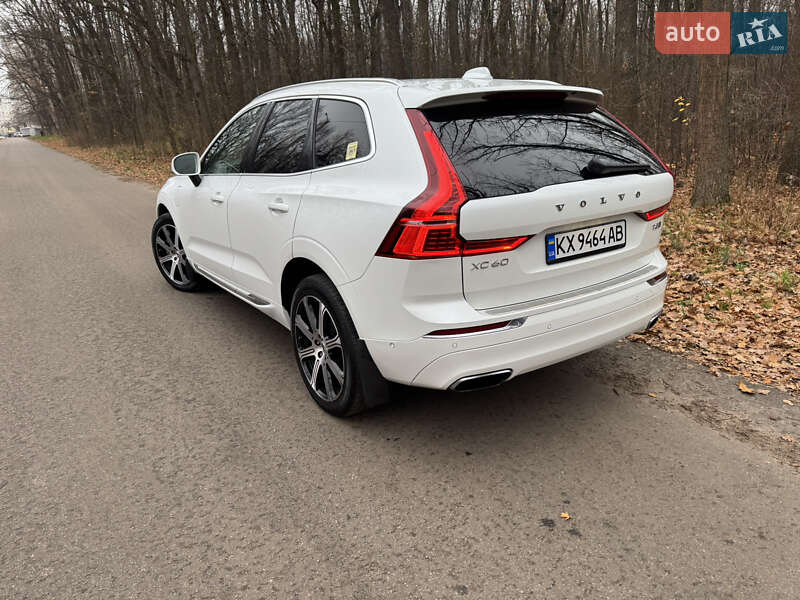 Внедорожник / Кроссовер Volvo XC60 2018 в Киеве фото 11 Внедорожник / Кроссовер Volvo XC60 2018 в Киеве