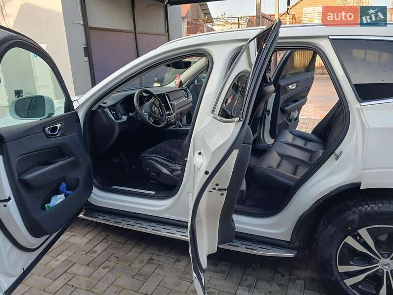 Позашляховик / Кросовер Volvo XC60 2021 в Первомайську