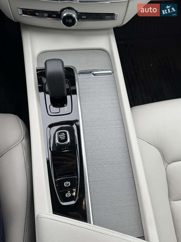 Позашляховик / Кросовер Volvo XC60 2023 в Хмельницькому