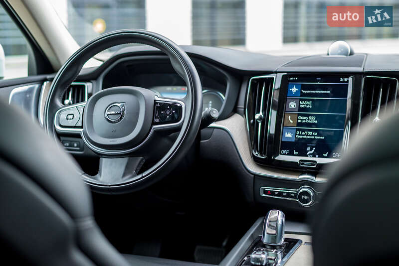 Позашляховик / Кросовер Volvo XC60 2018 в Рівному фото 37 Позашляховик / Кросовер Volvo XC60 2018 в Рівному