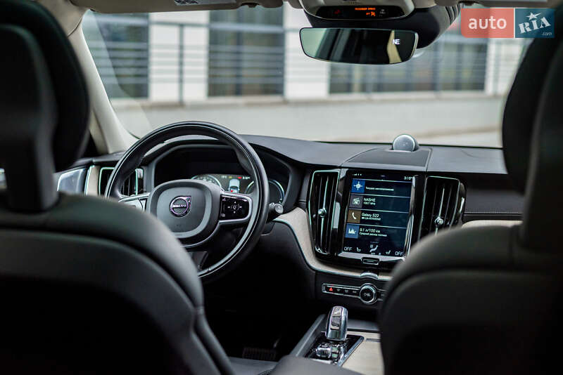 Позашляховик / Кросовер Volvo XC60 2018 в Рівному фото 40 Позашляховик / Кросовер Volvo XC60 2018 в Рівному