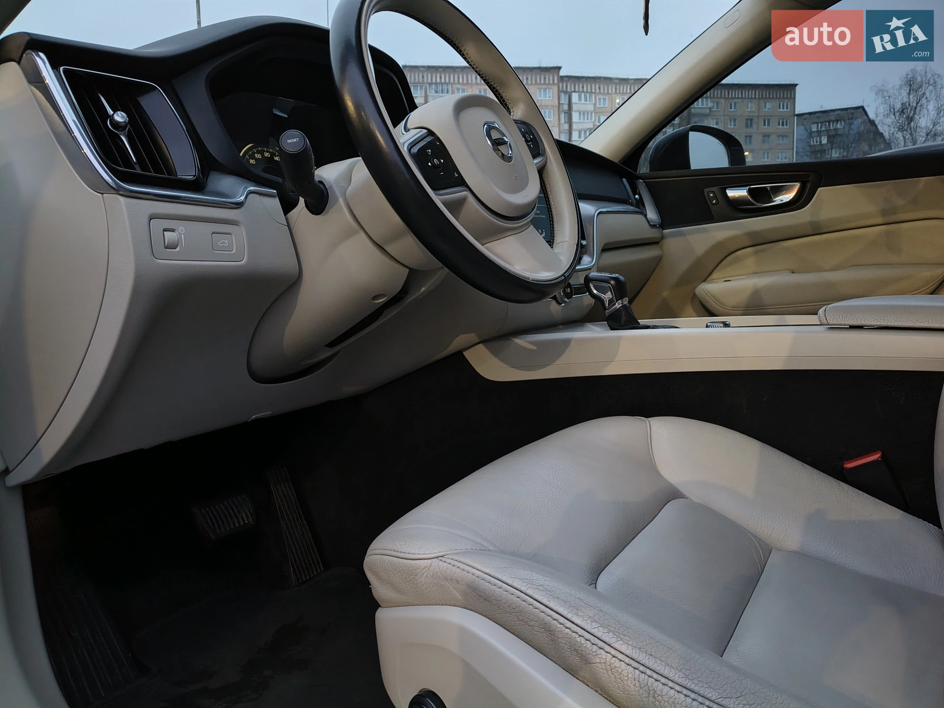 2018 Volvo XC60 - мініатюра 6