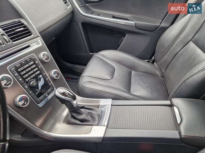 Позашляховик / Кросовер Volvo XC60 2015 в Кропивницькому