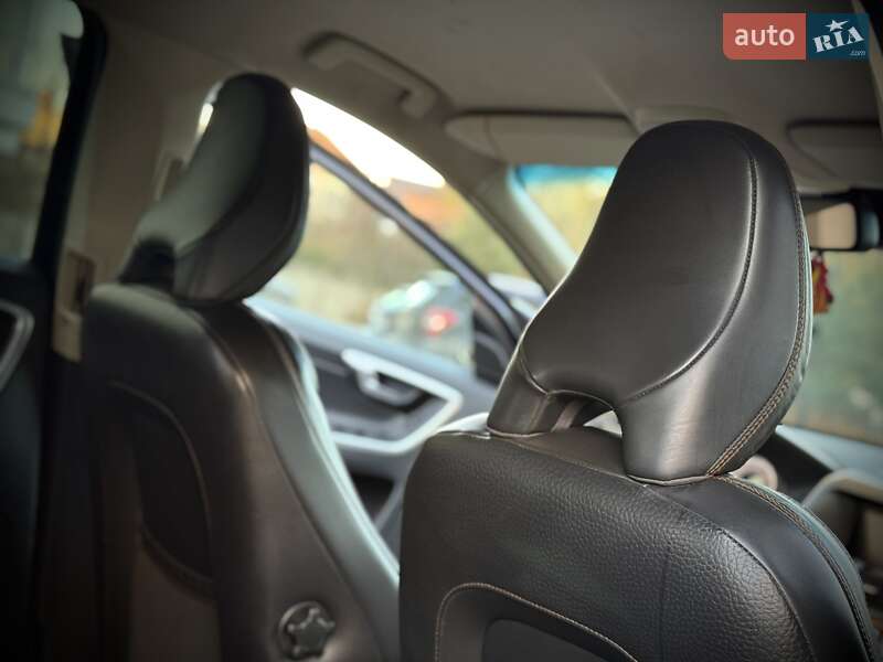 Позашляховик / Кросовер Volvo XC60 2008 в Івано-Франківську