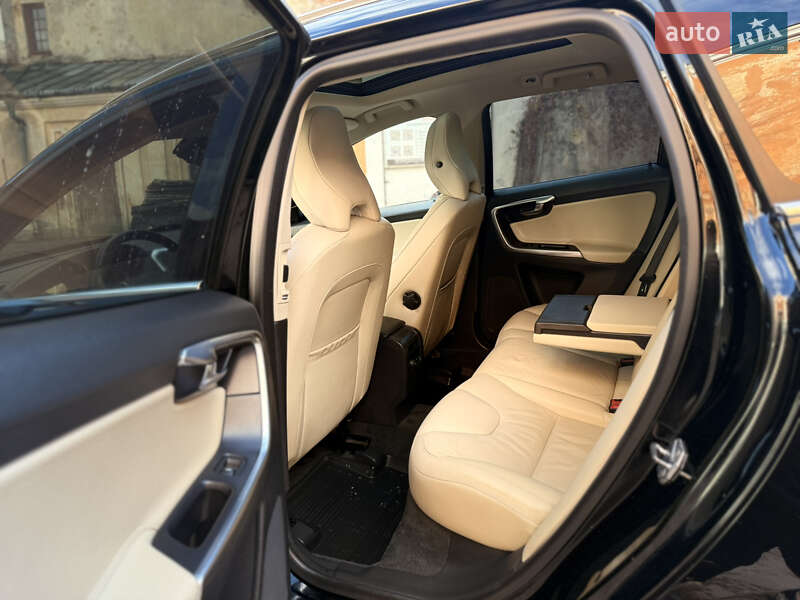 Внедорожник / Кроссовер Volvo XC60 2014 в Тернополе фото 130 Внедорожник / Кроссовер Volvo XC60 2014 в Тернополе