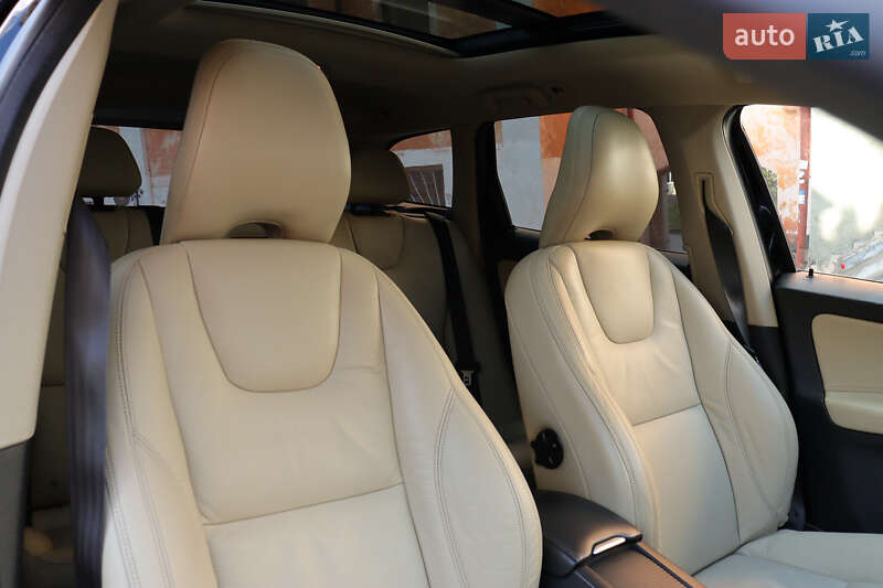 Внедорожник / Кроссовер Volvo XC60 2014 в Тернополе фото 157 Внедорожник / Кроссовер Volvo XC60 2014 в Тернополе