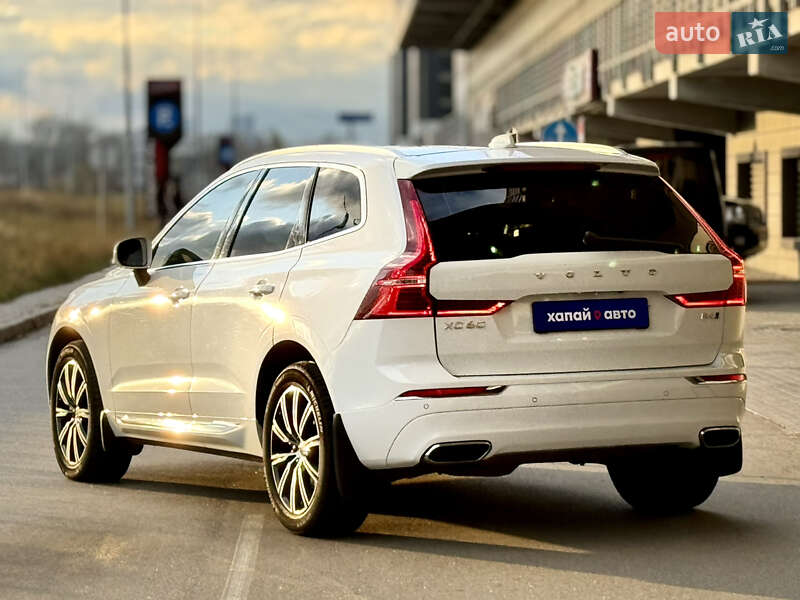 Позашляховик / Кросовер Volvo XC60 2020 в Києві