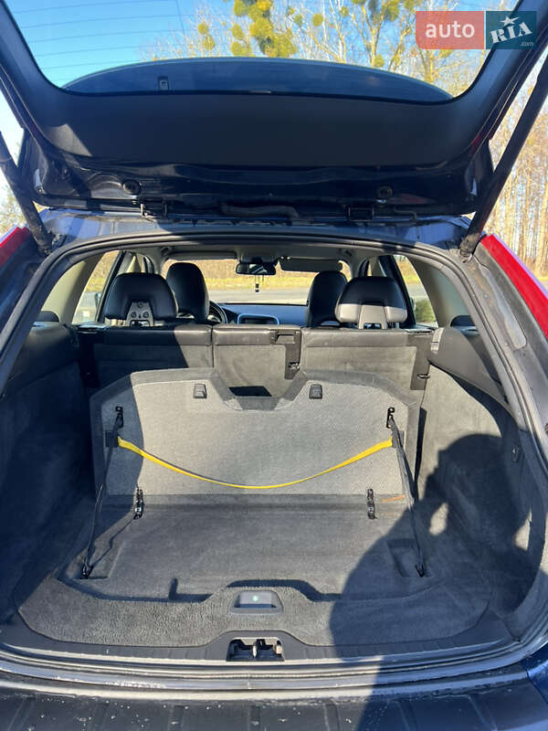 Внедорожник / Кроссовер Volvo XC60 2012 в Луцке