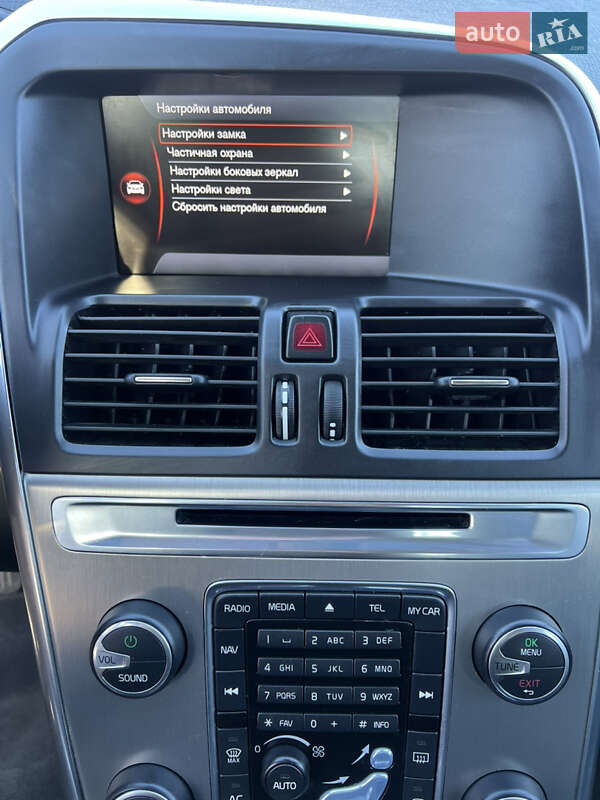 Внедорожник / Кроссовер Volvo XC60 2012 в Луцке