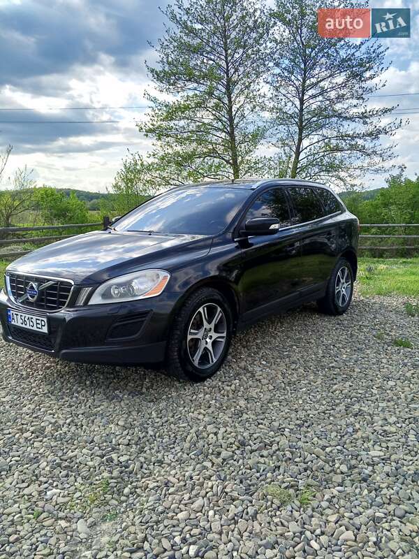 Позашляховик / Кросовер Volvo XC60 2010 в Косові