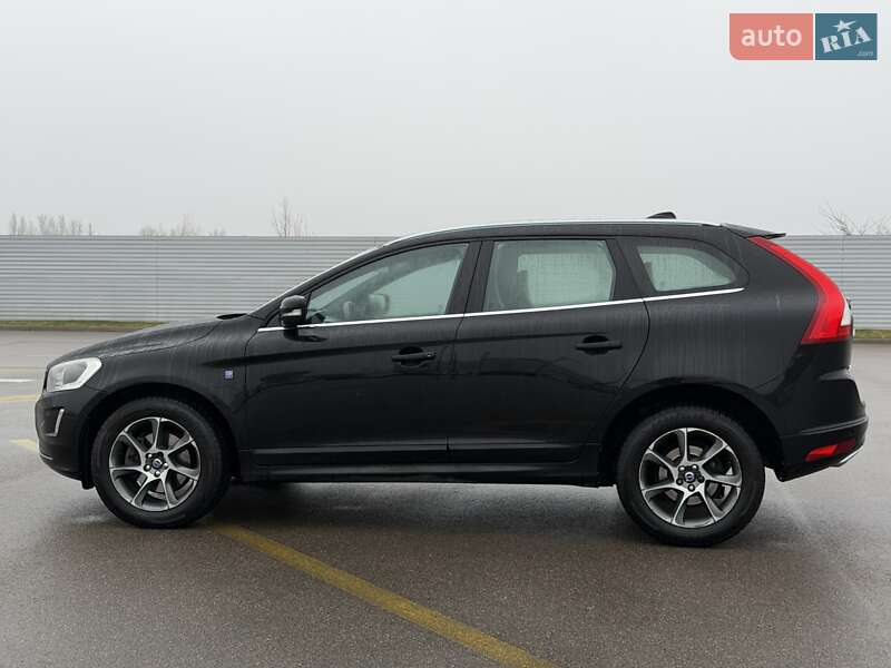 Позашляховик / Кросовер Volvo XC60 2016 в Києві