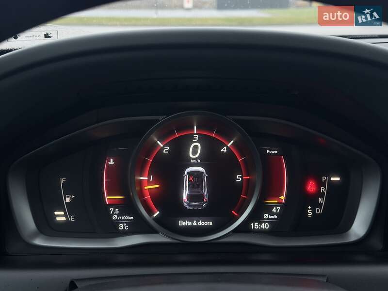 Позашляховик / Кросовер Volvo XC60 2016 в Києві