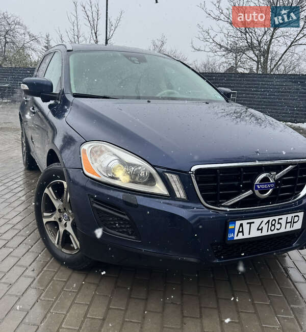 Позашляховик / Кросовер Volvo XC60 2012 в Івано-Франківську