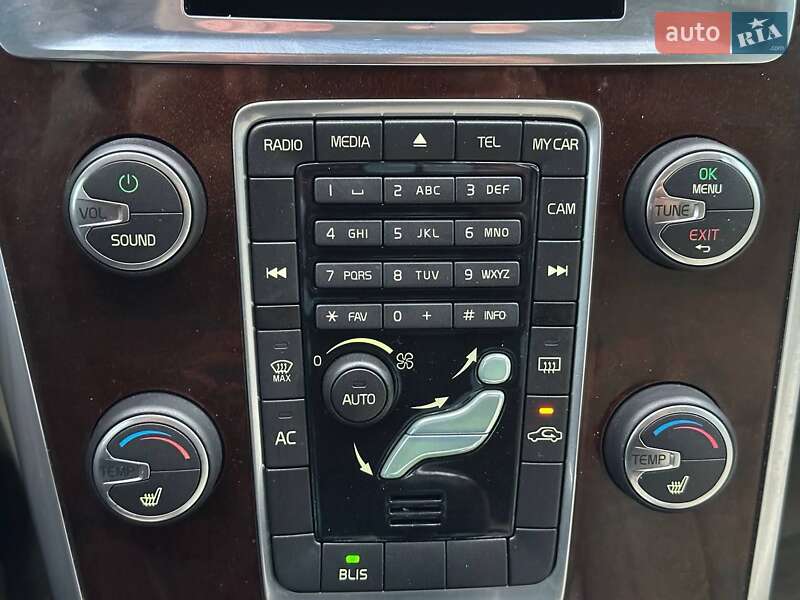 Внедорожник / Кроссовер Volvo XC60 2015 в Луцке