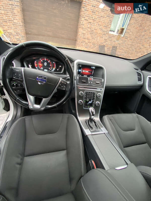 Внедорожник / Кроссовер Volvo XC60 2014 в Сарнах фото 19 Внедорожник / Кроссовер Volvo XC60 2014 в Сарнах