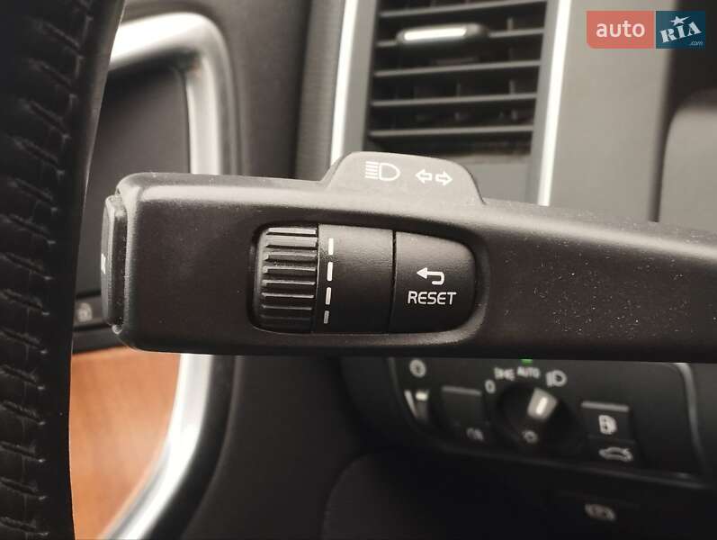 Внедорожник / Кроссовер Volvo XC60 2016 в Киеве фото 55 Внедорожник / Кроссовер Volvo XC60 2016 в Киеве