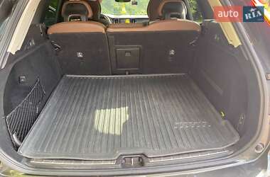 Внедорожник / Кроссовер Volvo XC60 2018 в Ровно