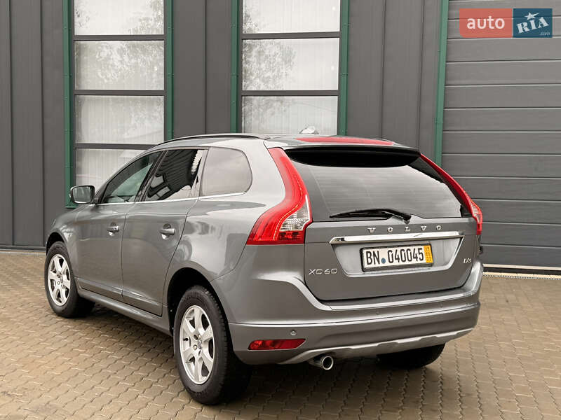 Внедорожник / Кроссовер Volvo XC60 2017 в Ивано-Франковске фото 23 Внедорожник / Кроссовер Volvo XC60 2017 в Ивано-Франковске