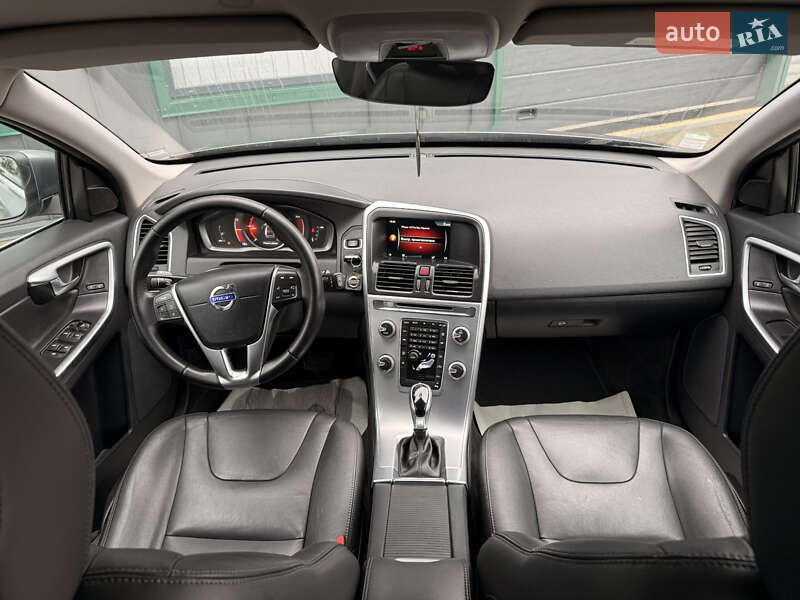 Внедорожник / Кроссовер Volvo XC60 2017 в Ивано-Франковске фото 68 Внедорожник / Кроссовер Volvo XC60 2017 в Ивано-Франковске