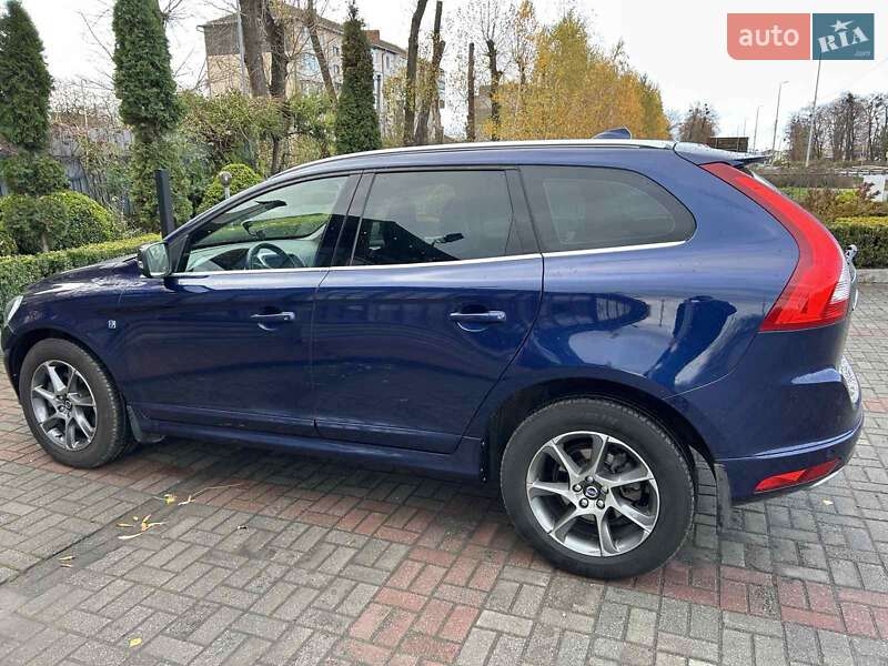 Внедорожник / Кроссовер Volvo XC60 2015 в Хмельницком