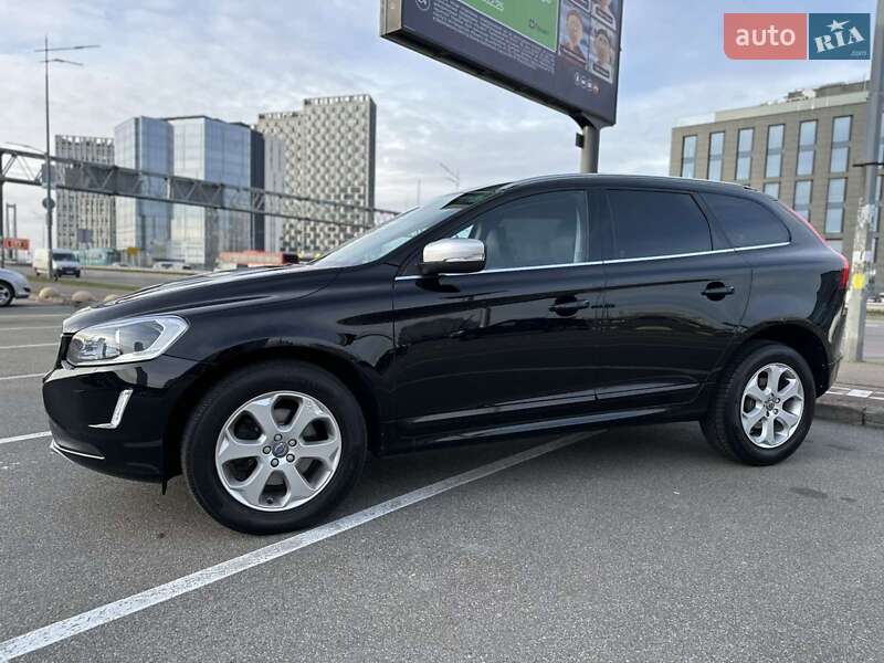 Позашляховик / Кросовер Volvo XC60 2016 в Києві