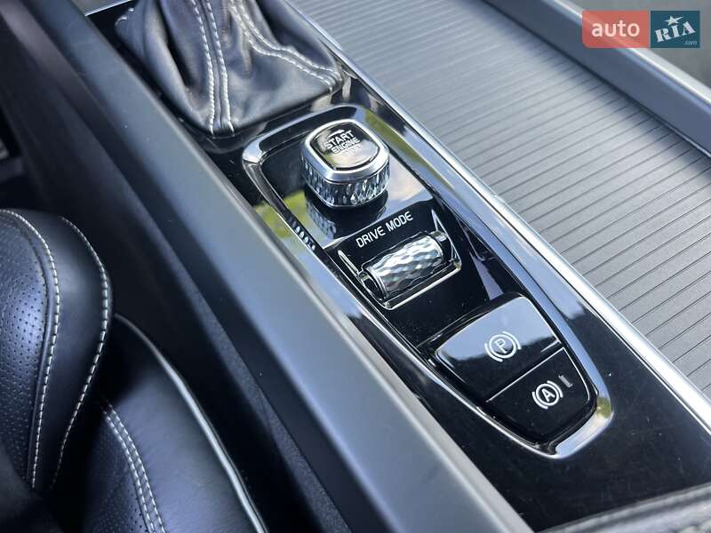 Внедорожник / Кроссовер Volvo XC60 2017 в Ровно фото 29 Внедорожник / Кроссовер Volvo XC60 2017 в Ровно