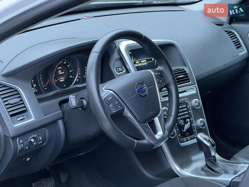 Позашляховик / Кросовер Volvo XC60 2016 в Рівному