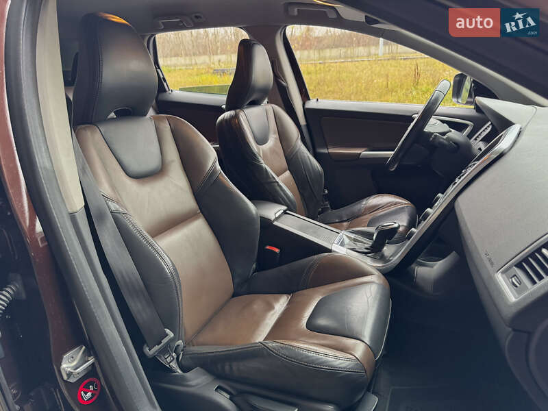 Внедорожник / Кроссовер Volvo XC60 2013 в Киеве фото 12 Внедорожник / Кроссовер Volvo XC60 2013 в Киеве