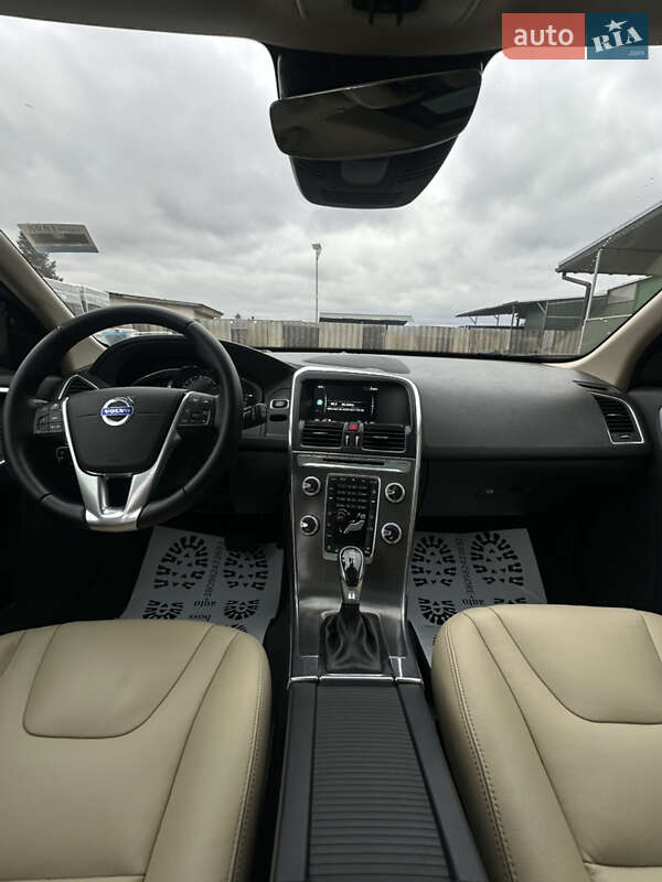 Внедорожник / Кроссовер Volvo XC60 2016 в Рожнятове