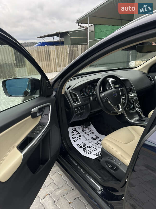 Внедорожник / Кроссовер Volvo XC60 2016 в Рожнятове