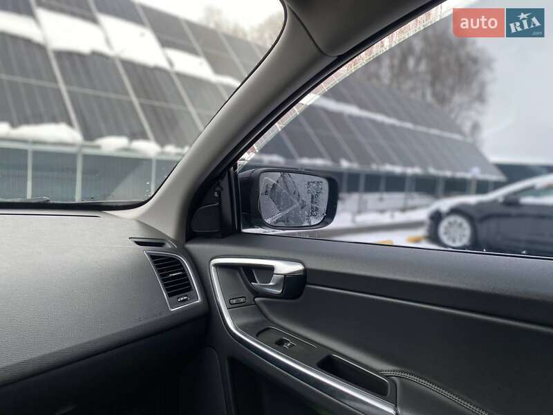 Позашляховик / Кросовер Volvo XC60 2014 в Володимирі фото 17 Позашляховик / Кросовер Volvo XC60 2014 в Володимирі