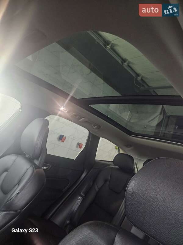 Позашляховик / Кросовер Volvo XC60 2017 в Бродах