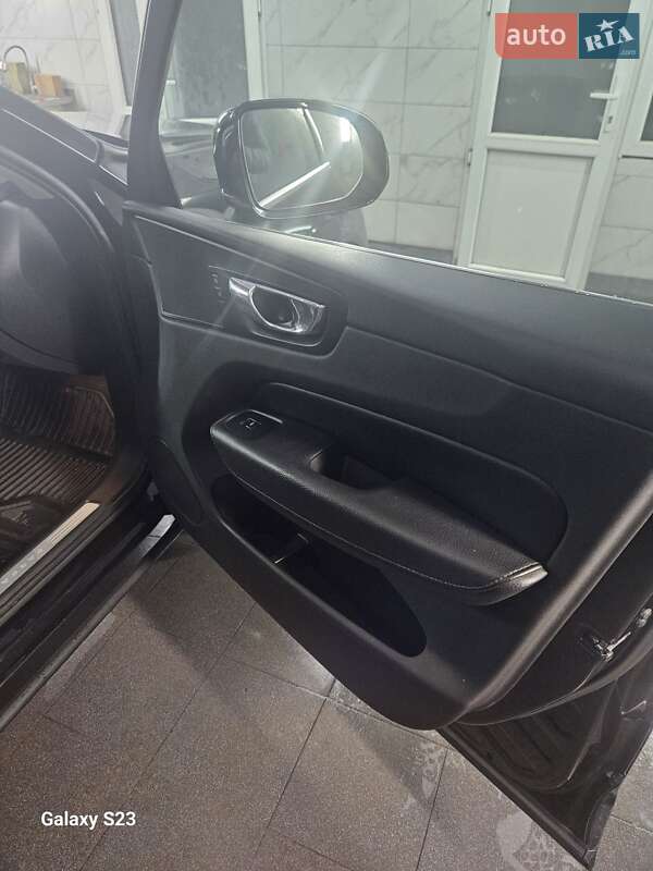 Позашляховик / Кросовер Volvo XC60 2017 в Бродах