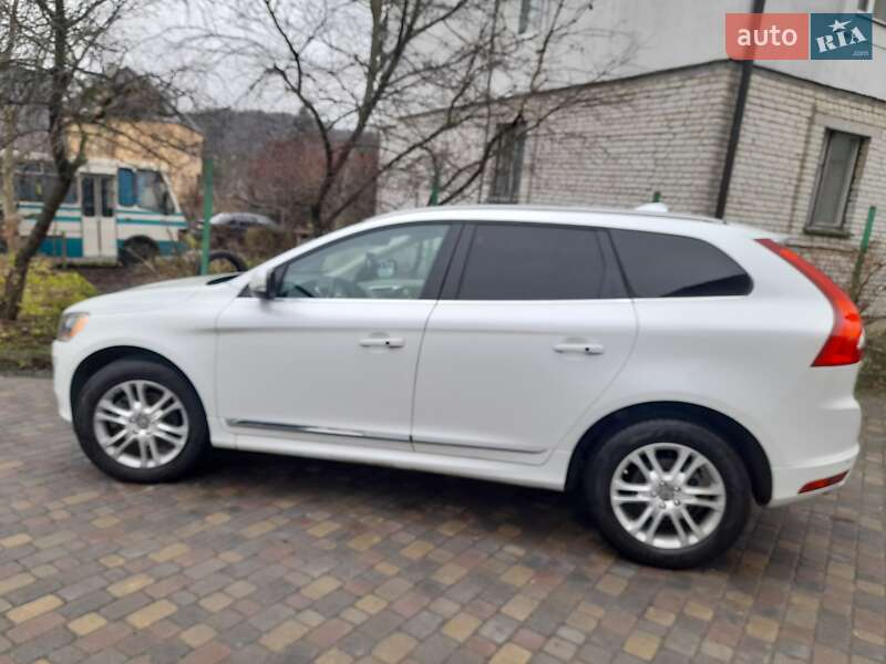 Позашляховик / Кросовер Volvo XC60 2016 в Львові