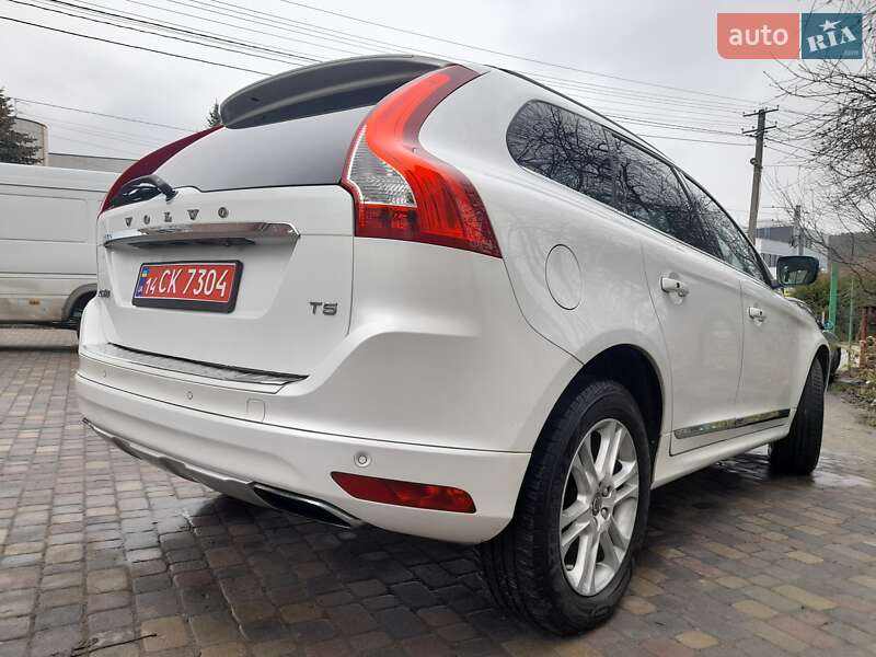 Позашляховик / Кросовер Volvo XC60 2016 в Львові