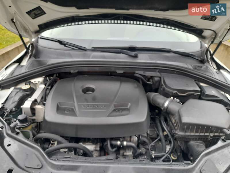 Позашляховик / Кросовер Volvo XC60 2016 в Львові